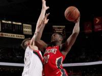 黑白体育- 二胡独奏踏上幸福路 