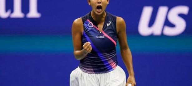 黑白直播-包含西亚卡姆新星出色防守表现惊艳，篮网未来可期！的词条