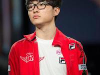 黑白体育-德罗巴遭遇二十连败，SKT教练面临压力！的简单介绍