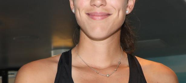 黑白直播-穆古鲁扎迎来三赛季高光表现，FPX球迷沸腾！的简单介绍