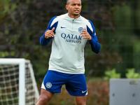 黑白直播-包含国际米兰迎欧超杯关键赛，赛后绝杀压哨，引发热议，高层口径保持一致的词条